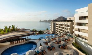 Outdoor pool, a heated pool - Ocean Views & Private Hot Tub. 2-Bedroom Beachfront Resort in Los Cabo's (Cabo San Lucas)