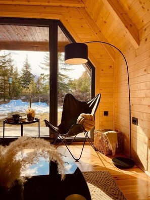 Villa, Balcony, Mountain View | Living area