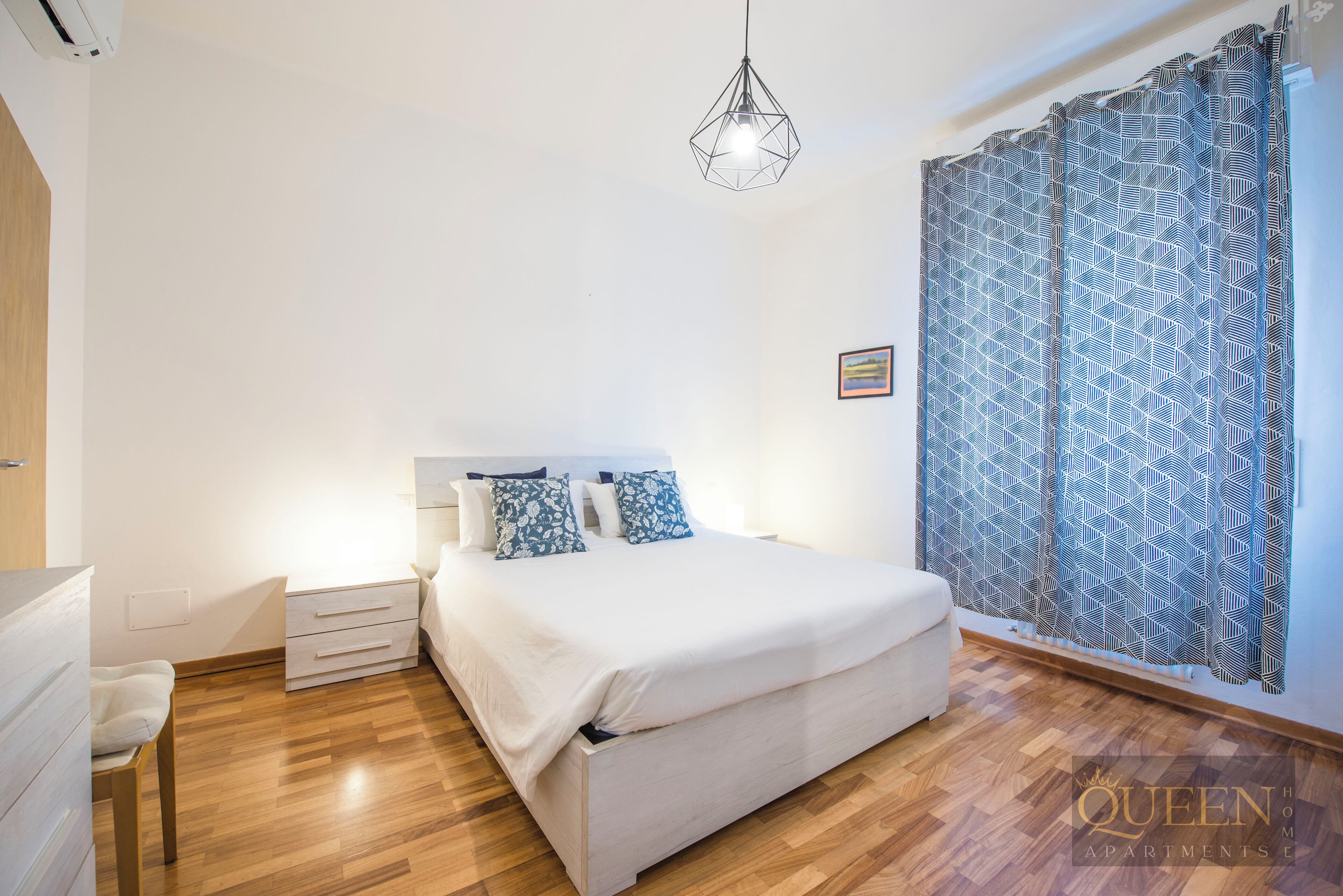 1 quarto, Wi-Fi de cortesia, roupa de cama