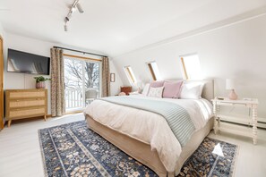 5 bedrooms, WiFi, bed sheets