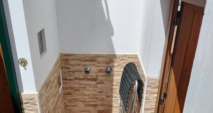 Casa en el pueblo pesquero cerca del mar