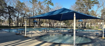 Modern 4BR Retreat âą Family & Pet Friendly âą Near Cypress, Tomball, Spring