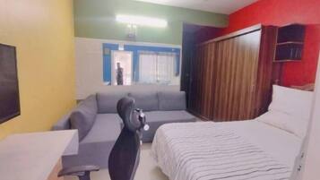 2 chambres, fer et planche Ă repasser, accĂšs Internet, draps fournis