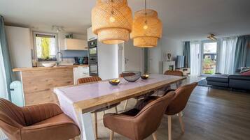 Dineren