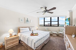 Condo, Multiple Beds (18th floor beachfront condo with pool)