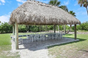 Condo, Multiple Beds (18th floor beachfront condo with pool) | Outdoor dining