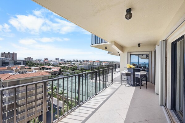 Condo, 1 King Bed with Sofa bed (Rare desirable unit located in Shipps) | Property grounds