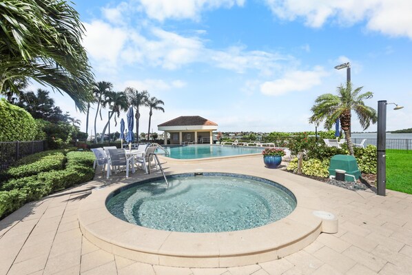 Condo, 1 King Bed with Sofa bed (Rare desirable unit located in Shipps) | Pool