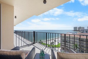 Condo, 1 King Bed with Sofa bed (Rare desirable unit located in Shipps) | Property grounds