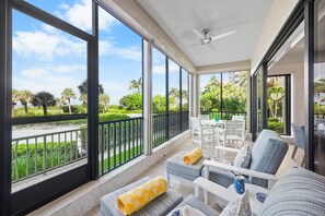 Condo, 1 King Bed (First floor walkout beachfront condom) | Interior