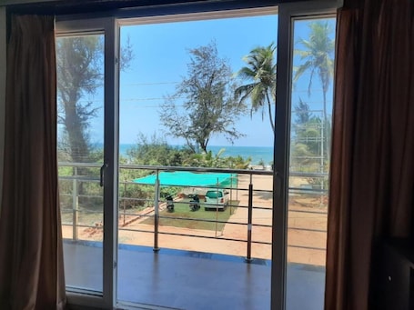 Interior. Raapan Beach Resort