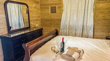 1 Schlafzimmer, Bügeleisen/Bügelbrett, kostenloses WLAN, Bettwäsche