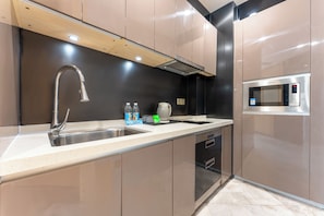Chambre Double Supérieure, vue ville | Coin cuisine privé