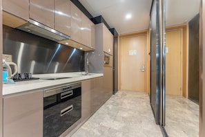 Fridge, microwave, stovetop, electric kettle