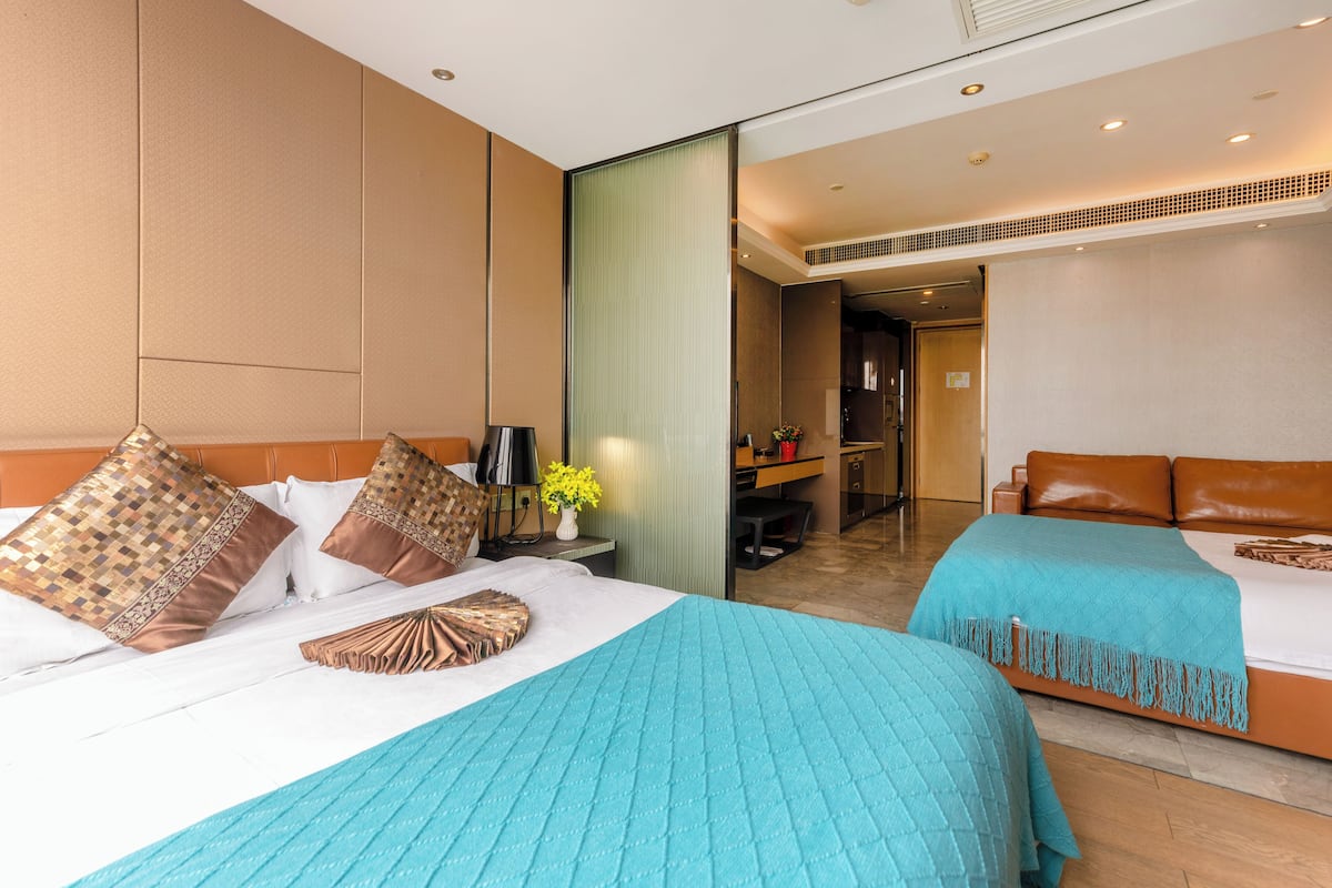 Executive Twin Room, City View