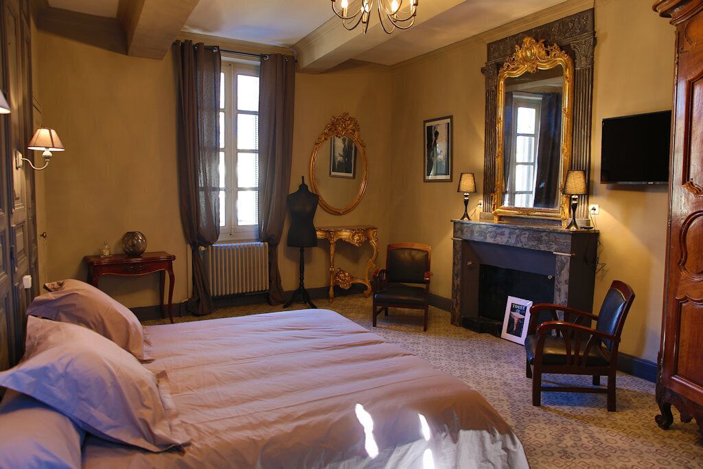 4 slaapkamers, een strijkplank/strijkijzer, wifi, beddengoed