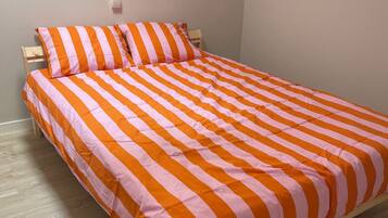 3 bedrooms, WiFi, bed sheets