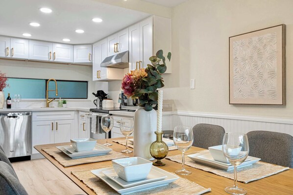 Rumah (2 Bedrooms) | Interior