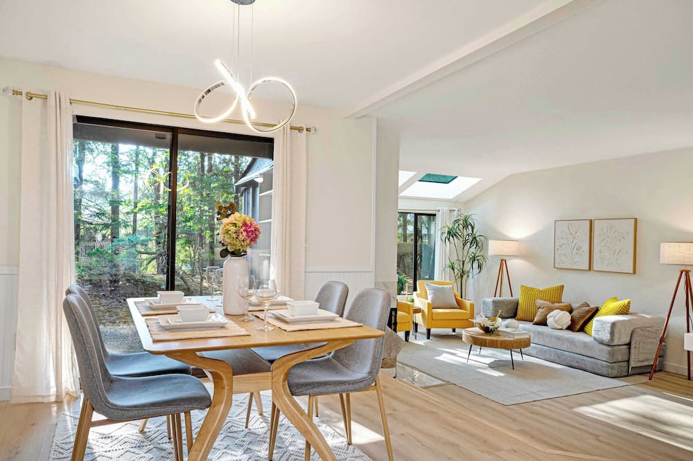 @ Marbella Lane - Luxury Townhome 14 Min to Lumen
