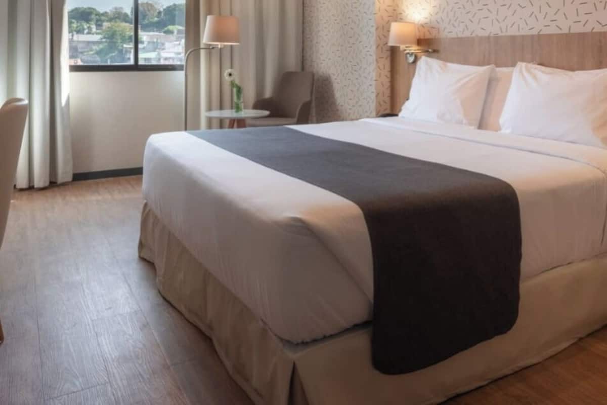 Superior Double Room | Desk, laptop workspace, free WiFi
