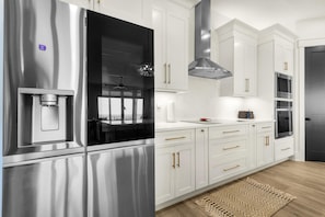 House, Multiple Beds (Golden Sands) | Private kitchen