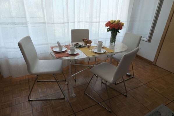 Comfort Apartment, 2 Bedrooms, Terrace, Mountain View | Living area | Printers