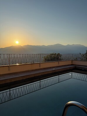 Comfort Apartment, 2 Bedrooms, Terrace, Mountain View | Exterior