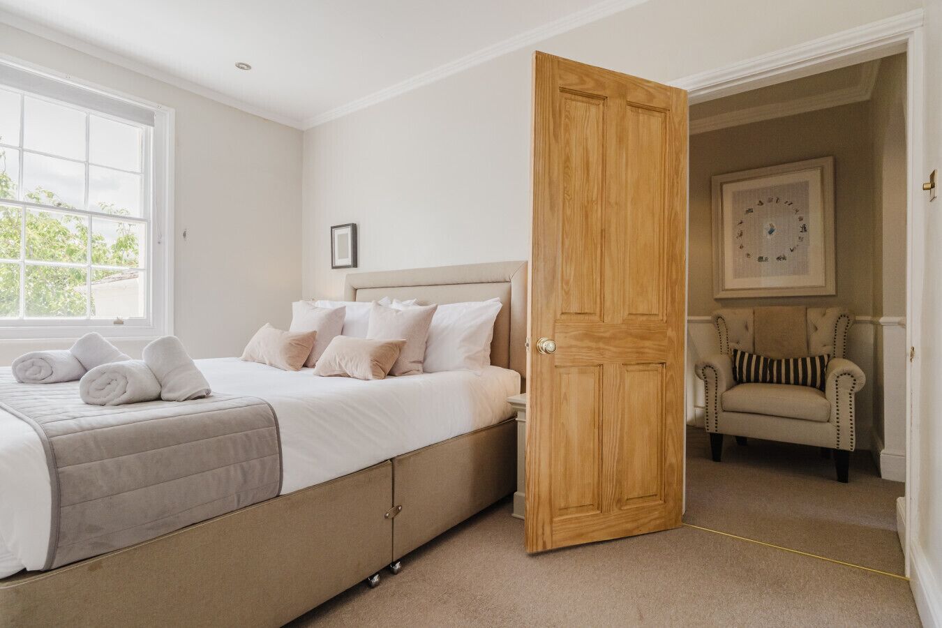 4 Schlafzimmer, Schreibtisch, Bügeleisen/Bügelbrett, kostenloses WLAN