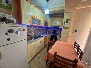 Microwave, stovetop
