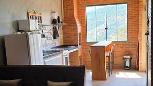 Basic Chalet | Living area