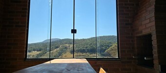 Villa da Serra 750m do centrinho