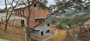 Exterior - Villa da Serra 750m do centrinho (Lima Duarte)