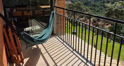Villa da Serra 750m do centrinho