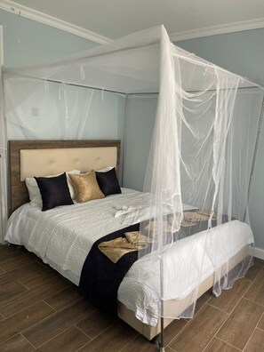 3 bedrooms, WiFi, bed sheets