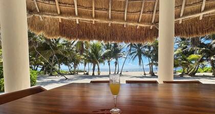 Oceanfront Villa: Casona Palms on Private Beachfront