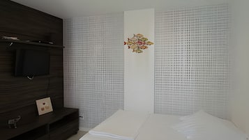 Apartament | Planxa i posts de planxar i wifi gratuïta