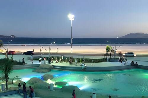 PRAIA DO FORTE ALTO LUXO 