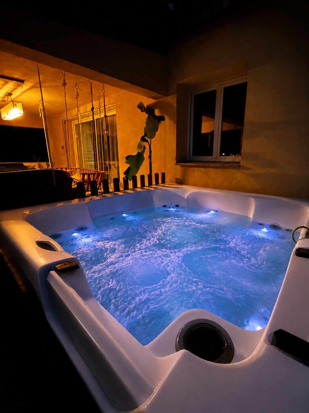 Bain à remous extérieur
