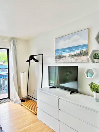 Studio moderne à Ville-Marie – 305, au cœur de Montréal