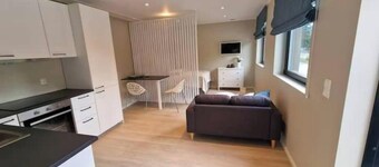 Comfortable apartment with free parking
