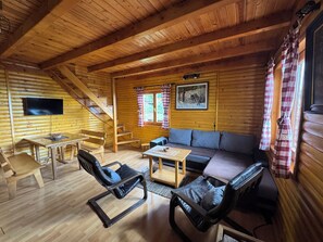 Smart TV, fireplace - Cozy Wooden Cabin on Tara • 1320m Altitude • Sleeps 6 • Stunning Views (Tara)