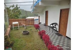 Terrace/patio - Diamond hill view cottage (Ooty)
