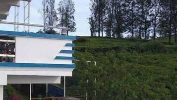 Enceinte de lâhĂ©bergement