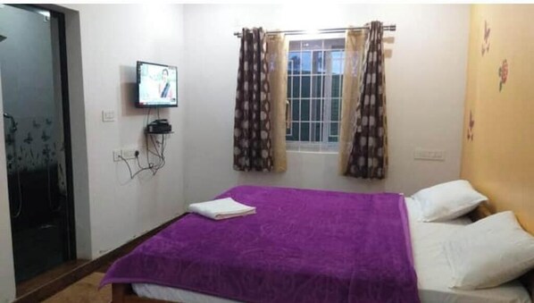 1 bedroom, free WiFi, bed sheets