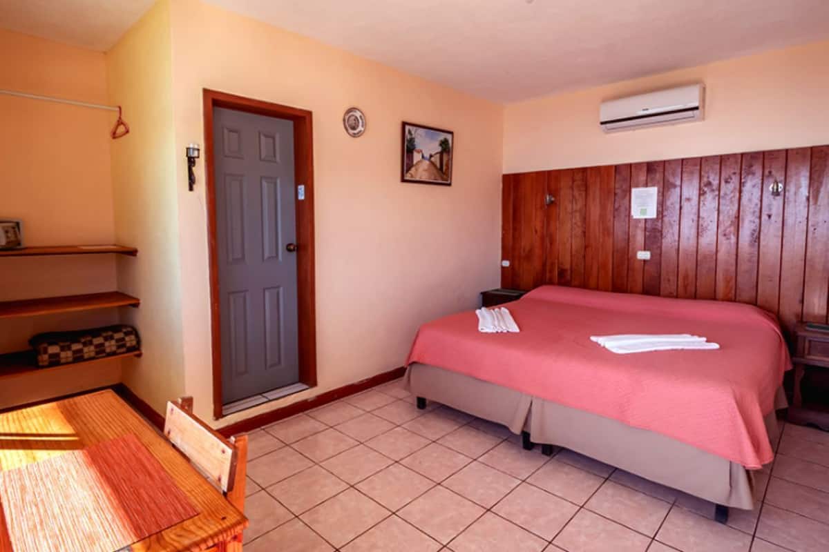 Superior Double Room, Lake View | In-room safe, iron/ironing board, WiFi (free)