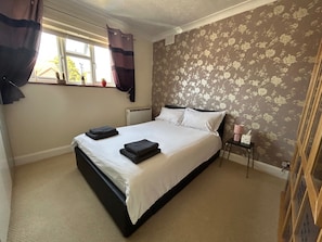 2 chambres, Wi-Fi gratuit, draps fournis
