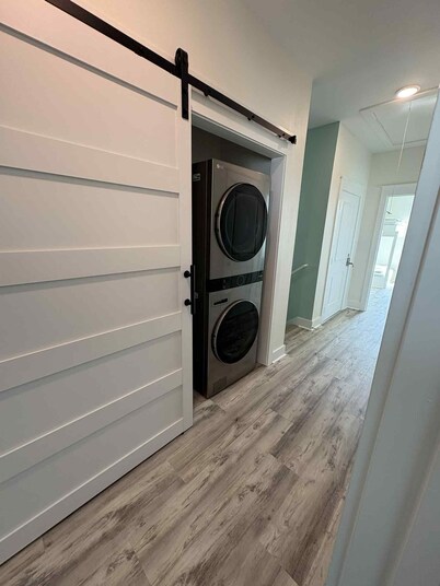 Baywinds condo #9: Spacious 4BR waterfront retreat in Grand Isle, LA.