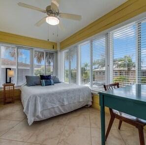 3 多间卧室、熨斗/熨衣板、WiFi、床单