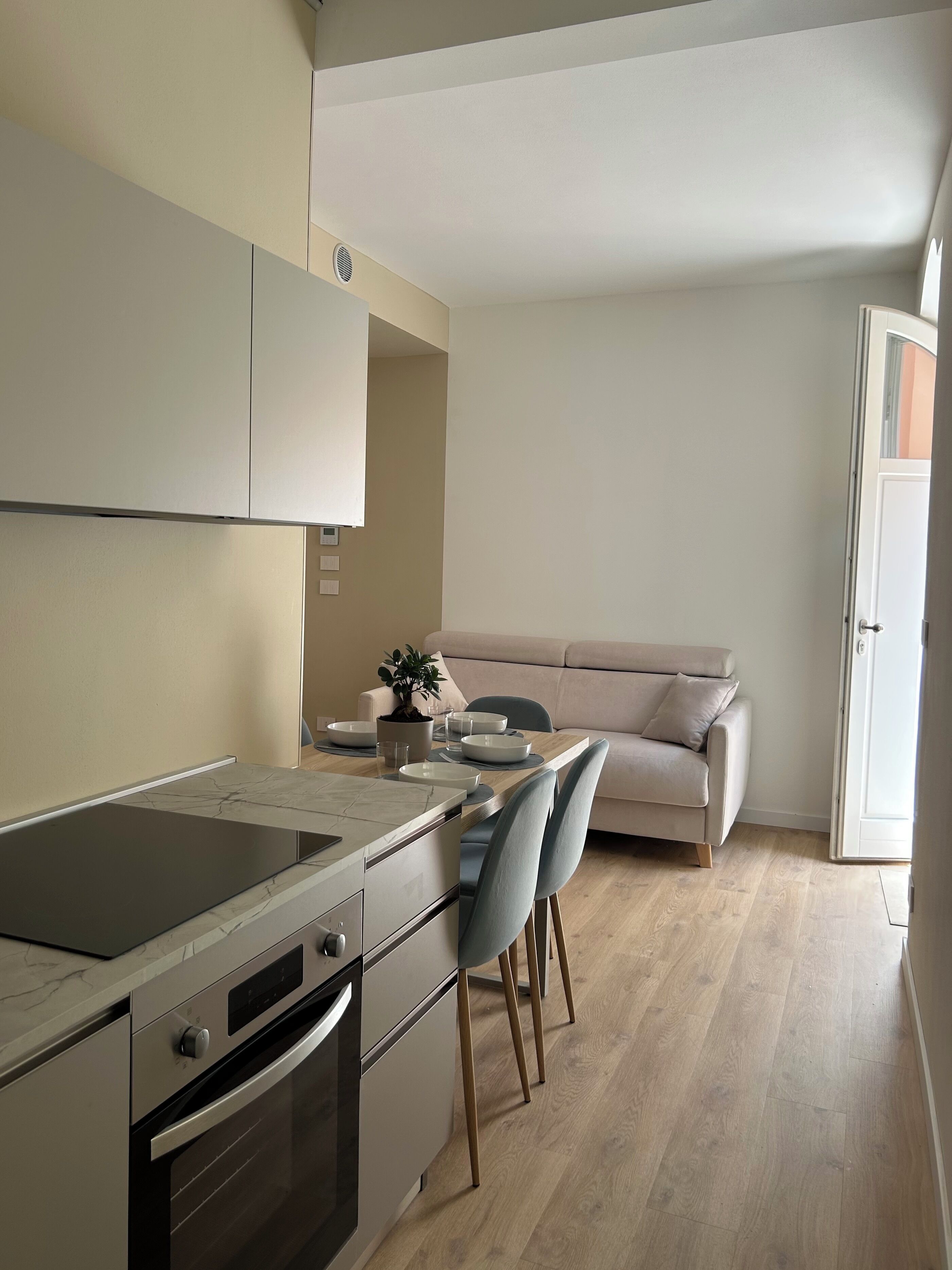 Microonde, forno, piano cottura