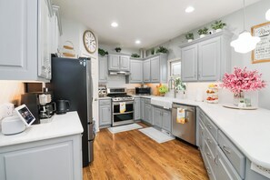 Microwave, oven, stovetop, dishwasher